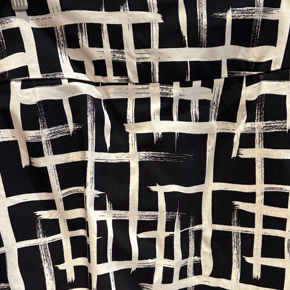 Black And White Patterned Mini Skort - image 5